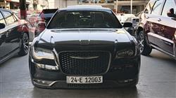 کرایسلەر 300